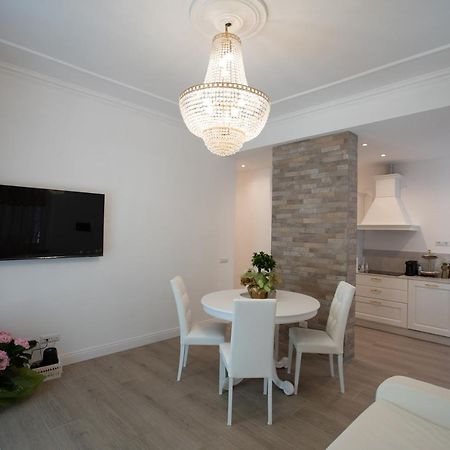 Suite Imperiale Colosseo Rome Exterior photo