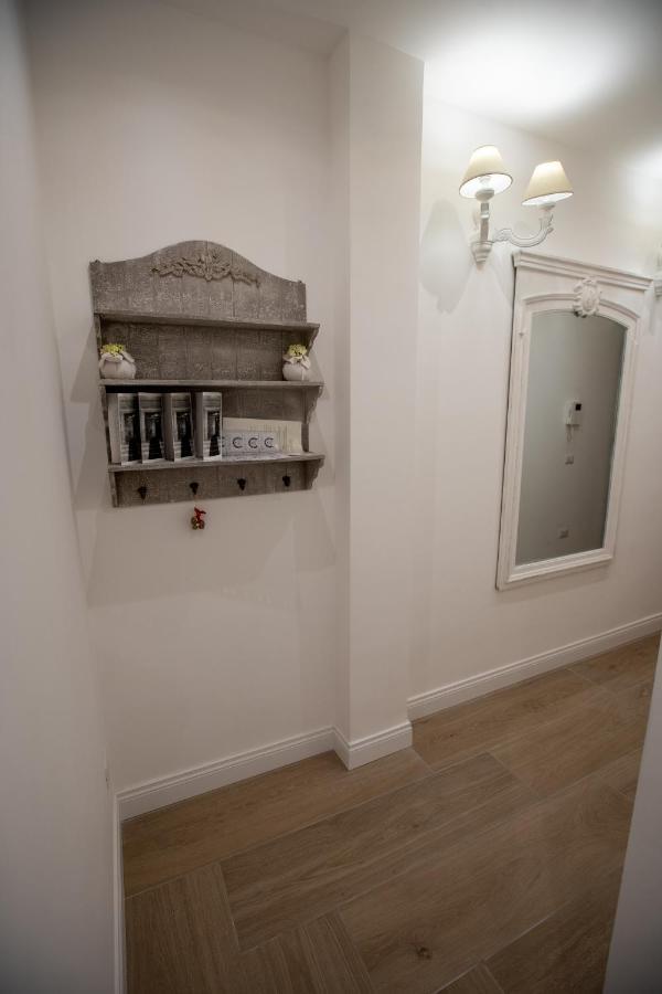 Suite Imperiale Colosseo Rome Exterior photo