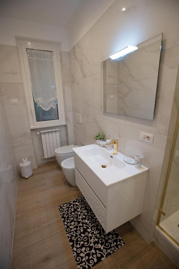 Suite Imperiale Colosseo Rome Exterior photo