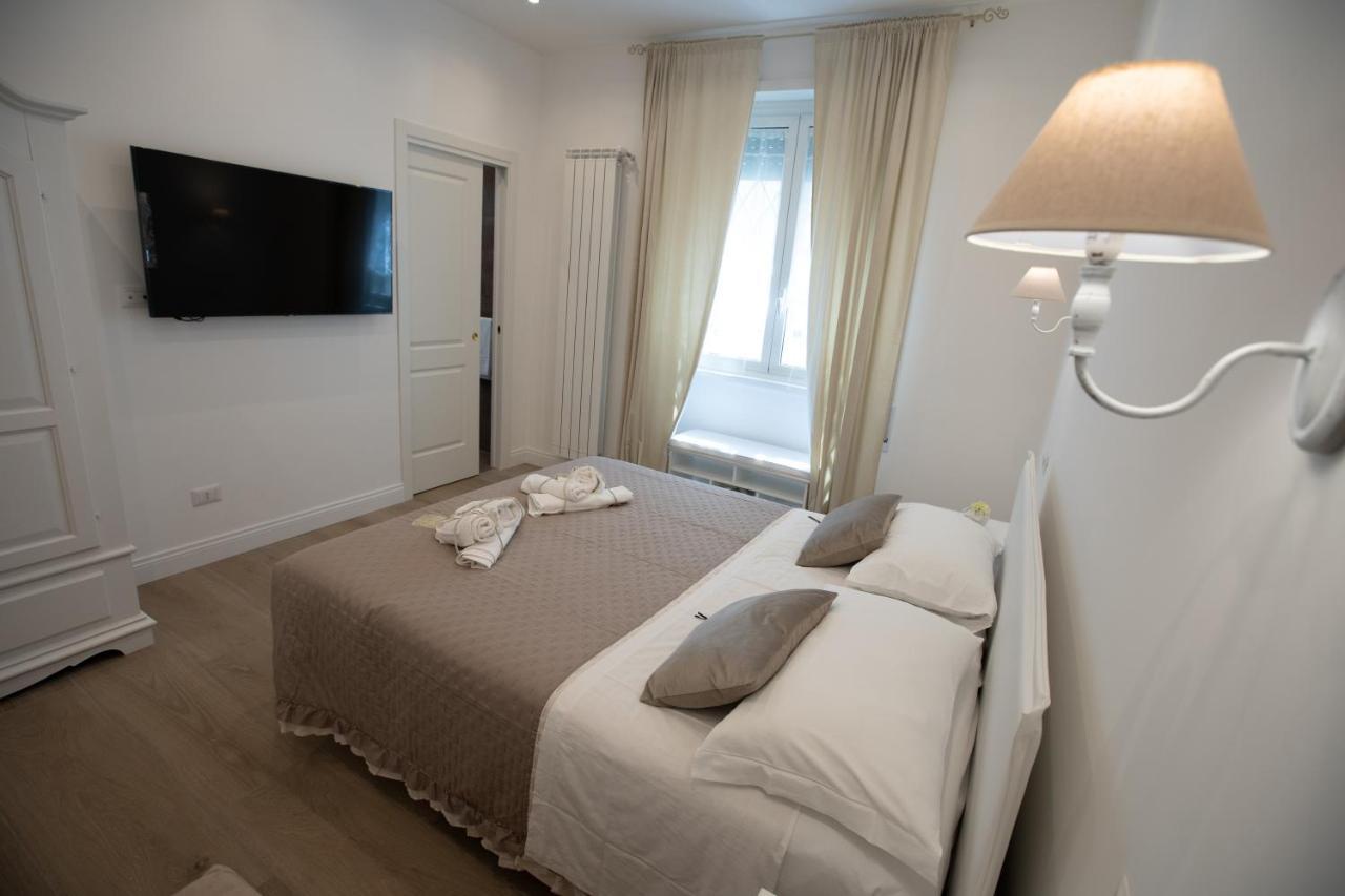 Suite Imperiale Colosseo Rome Exterior photo